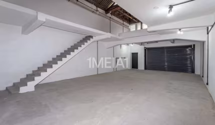 Prédio para alugar na Avenida Maranhão, 998, São Geraldo, Porto Alegre por R$ 12.000