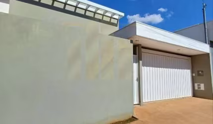Casa para Venda em Assis, Parque Bambu I, 3 dormitórios, 1 suíte, 1 banheiro, 2 vagas