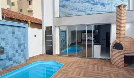 Casa para Venda em Assis, Vila Tênis Clube, 3 dormitórios, 1 suíte, 1 banheiro, 2 vagas