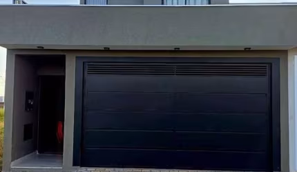 Casa para Venda em Assis, Jardim Valência, 3 dormitórios, 2 suítes, 1 banheiro, 2 vagas