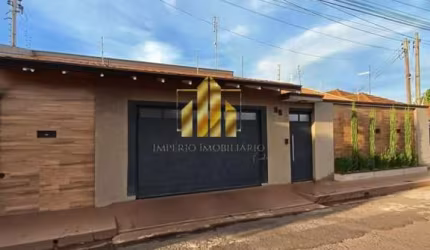 Casa para Venda em Cândido Mota, Centro, 2 dormitórios, 1 banheiro, 2 vagas