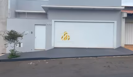 Casa para Venda em Assis, Centro, 3 dormitórios, 1 suíte, 2 banheiros, 2 vagas
