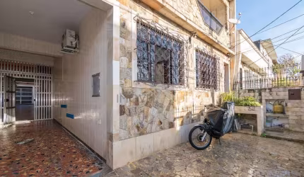 Casa Térrea de 3 Quartos na Vila da Penha