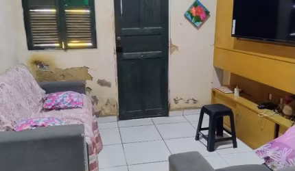 CASA A VENDA NA TERRA FIRME