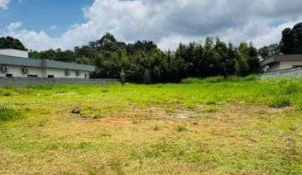 TERRENO PLANO NO CONDOMÍNIO RESERVA DA FAZENDA