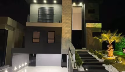 CASA MAGNIFICA DE PORTEIRA FECHADA NO CONDOMÍNIO RESERVA SANTA ANNA- Santana de Parnaíba