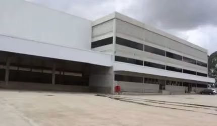 OPORTUNIDADE PARA COMPRA OU LOCAÇÃO EM COTIA-SP