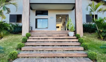 Casa de Alto Padrão no Condomínio Reserva da Fazenda - Embu-Guaçu, SP.