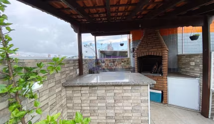 Cobertura Triplex, 185M², 3 dorm. 1 suíte, garagem demarcada