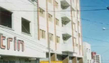 Apartamento Portela de Sacavem Condomínio Edifício -  Marília