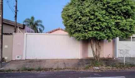 Casa em Parque Residencial Santa Gertrudes  -  Marília