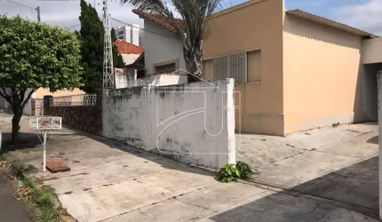 Casa em Cascata  -  Marília