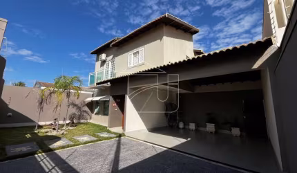 Casa à venda no Jardim Alvorada na cidade de Marília-SP.
