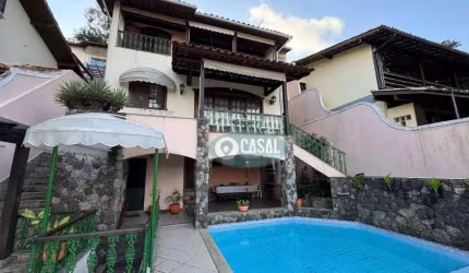 Casa com 04 Quartos à Venda em - Camboinhas- Niterói/RJ
