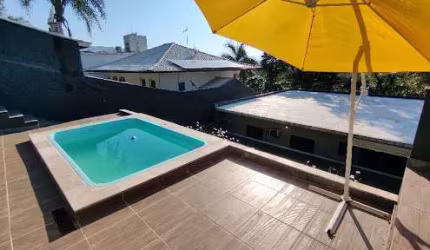 Casa com 03 Quartos à Venda em Itacoatiara - Niterói/RJ!
