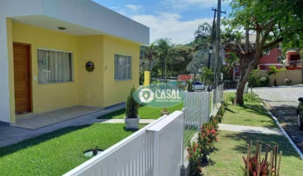 Casa em Condomínio com 03 Quartos em Várzea das Moças.