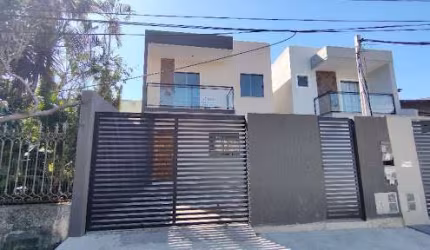 Casa com 04 Quartos em Itaipu, Loteamento Maravista!