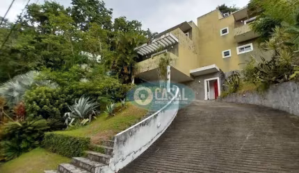 Casa com 03 Quartos à Venda no Engenho do Mato - Niterói/RJ!