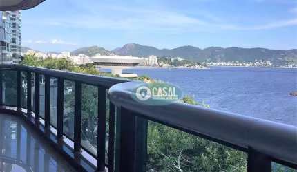 Apartamento com 04 Quartos com Vista Mar em Boa Viagem!