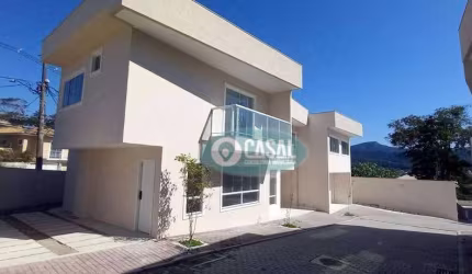 Casa em Condomínio com 03 Quartos à Venda - Engenho do Mato!