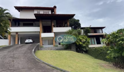 Casa em Condomínio com 04 Quartos à Venda em Piratininga - Niterói/RJ.