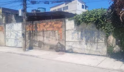 Galpão com 465 m² em Itaipu - Niterói/RJ.