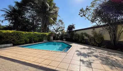 Casa em Pendotiba com 03 Quartos sendo 03 Suítes, Piscina, Churrasqueira e Sauna.