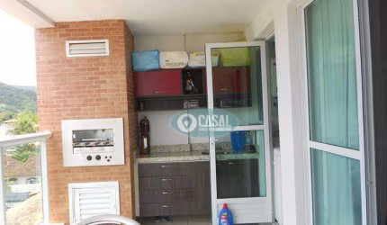 Apartamento em Itaipu com 02 Quartos e Varandão Gourmet com Churrasqueira!