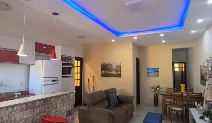 Vendo essa linda casa mobiliada na praia de Unamar em Cabo Frio