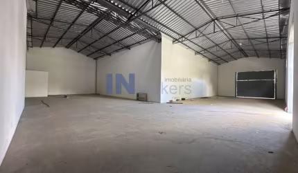 GALPÃO COMERCIAL COM 320 m² DISPONÍVEL PARA LOCAÇÃO EM JUNDIAÍ SP