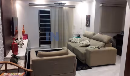 Imperdível oportunidade: Casa à venda em Jundiaí-SP, Parque Residencial Jundiaí - 3 quartos, 1 suíte, 2 salas, 4 banheiros, 2 vagas de garagem, 198m².