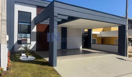 Imperdível casa de condomínio à venda em Itupeva-SP, bairro Phytus, com 3 quartos, 1 suíte, 1 sala, 2 banheiros, 4 vagas e 265m².