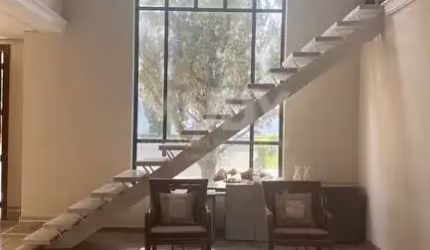 Condomínio Vale Das Laranjeiras - Casa de Alto Padrão Em Condomínio