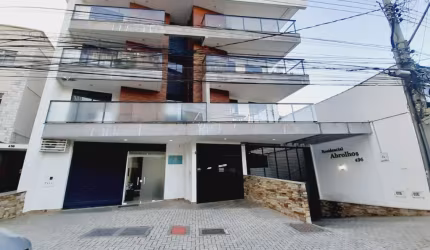 Belo ap de 2 quartos, 2 vagas, elevador, Alto dos Passos