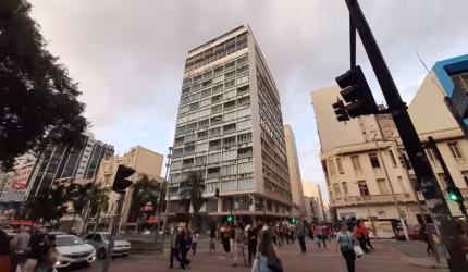 Sala a venda no melhor prédio comercial da cidade