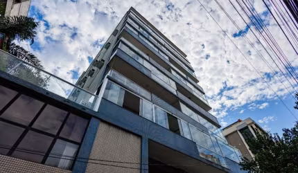 Apartamento à Venda, 2 Quartos, 98m², na Cristóvão Colombo