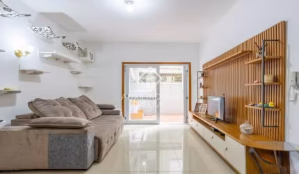 Apartamento à Venda, 2 Quartos, no Centro Histórico