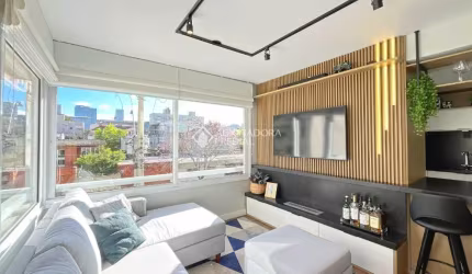 Apartamento Semimobiliado com Suíte e Churrasqueira no Menino Deus – 70m² Privativos!