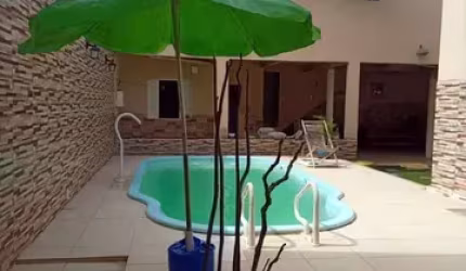 Casa com piscina no planalto paulista