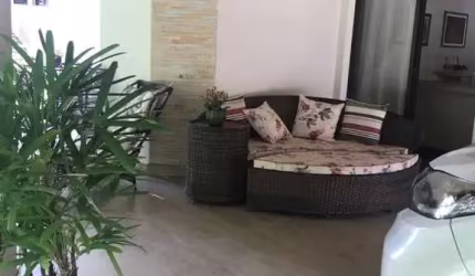 Compre Casa de Condomínio em Medeiros por R$ 1.950.000,00