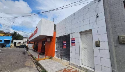 Casa à Venda no Alecrim - 2 Quartos - 120 m² - Natal/RN - CA0539