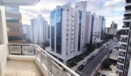 Apartamento com 3 dormitórios para alugar, 117 m² por R$ 6.570,35/mês - Centro - Florianópolis/SC