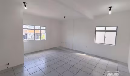 Sala para alugar, 40 m² por R$ 1.099,17/mês - Barreiros - São José/SC