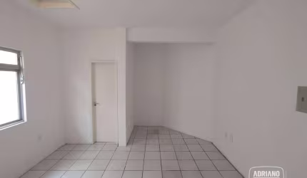 Sala para alugar, 20 m² por R$ 956,26/mês - Barreiros - São José/SC
