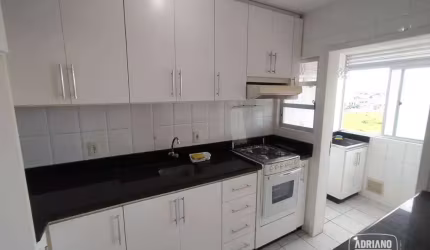 Apartamento com 2 dormitórios à venda, 69 m² por R$ 340.000,00 - Ipiranga - São José/SC