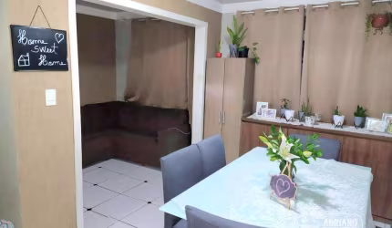 Apartamento com Semi Mobiliado com 3 dormitórios transformados em 2  à venda, 48 m² por R$ 235.000 - Monte Cristo - Florianópolis/SC