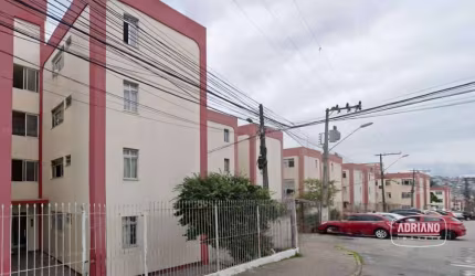Apartamento com 3 dormitórios à venda, 48 m² por R$ 240.000,00 - Monte Cristo - Florianópolis/SC