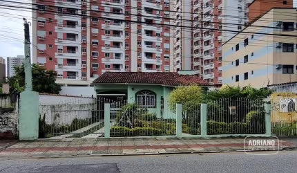 Casa com 3 dormitórios à venda, 229 m² por R$ 750.000,00 - Barreiros - São José/SC
