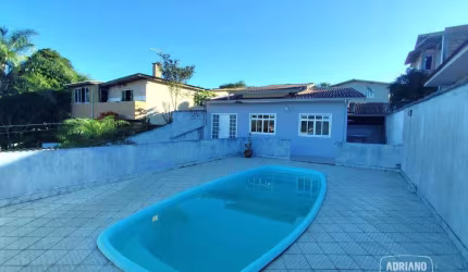 Casa com 2 dormitórios para alugar, 85 m² por R$ 3.090,06/mês - Potecas - São José/SC