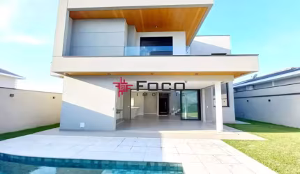 Casa / Condomínio Mont Blanc / Urbanova / 04 Dormitórios / 318m² / São José dos Campos